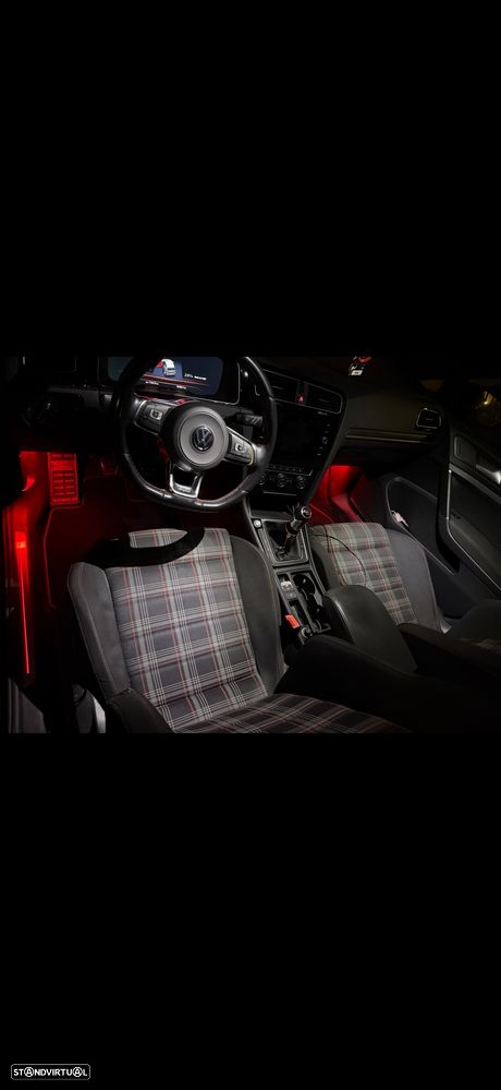 VW Golf GTI (BlueMotion ) - 5