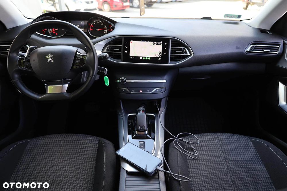 Peugeot 308 1.5 BlueHDi Active S&S EAT8 - 13
