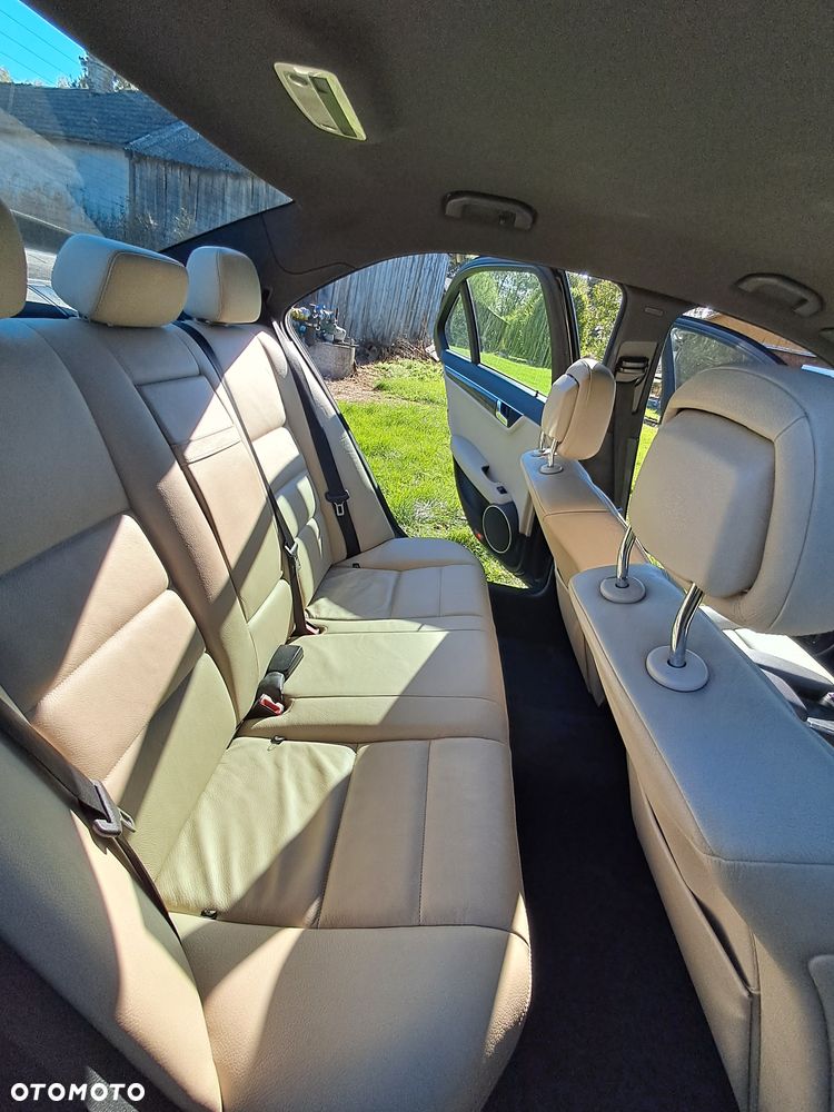 Mercedes-Benz Klasa C - 8