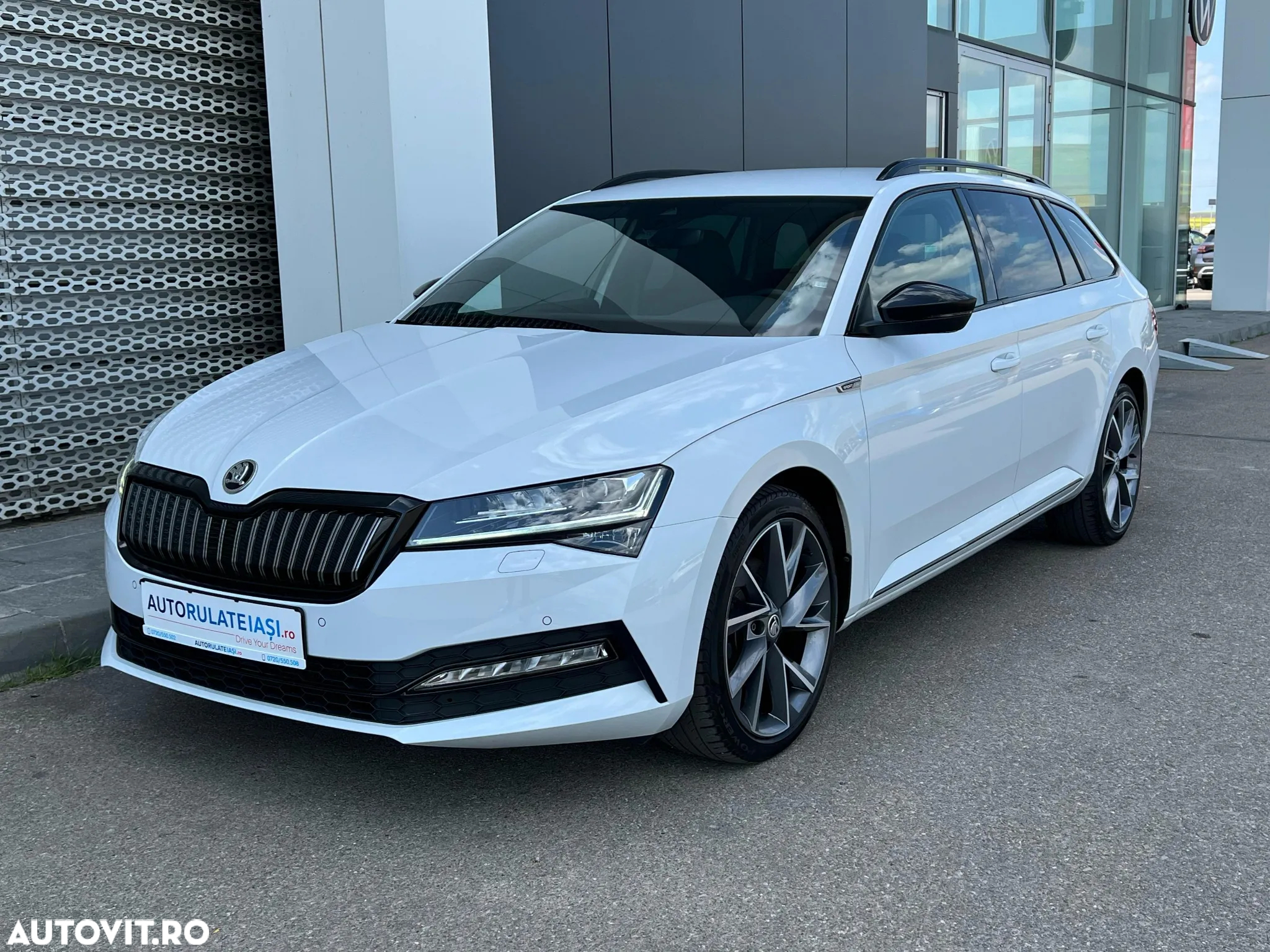 Skoda Superb Combi 1.4 TSI iV DSG Sportline - 7