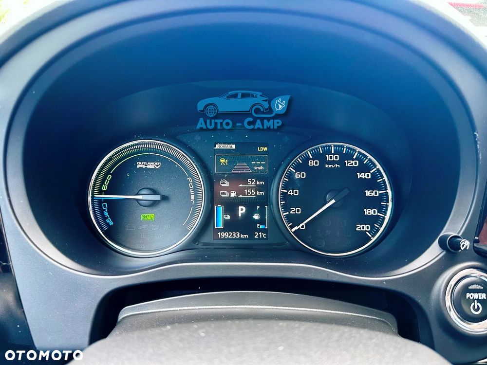 Mitsubishi Outlander Instyle NAVI + - 6