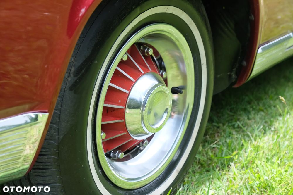 Pontiac Bonneville - 34