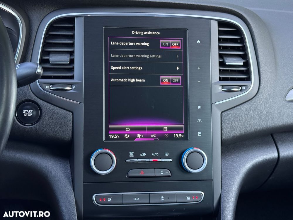 Renault Megane ENERGY dCi 110 EDC BOSE EDITION - 29