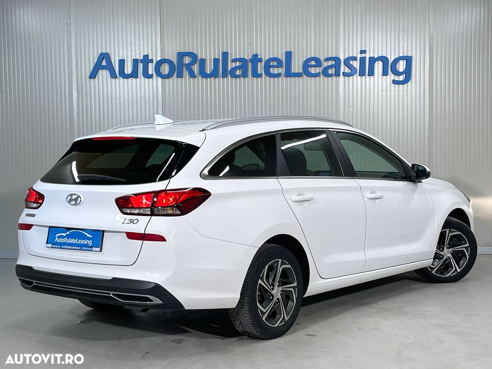 Hyundai i30 1.5 110CP M/T Highway - 4