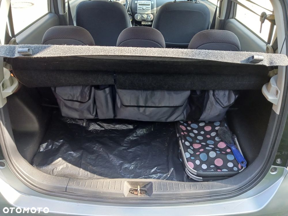 Daihatsu Sirion 1.3 - 12