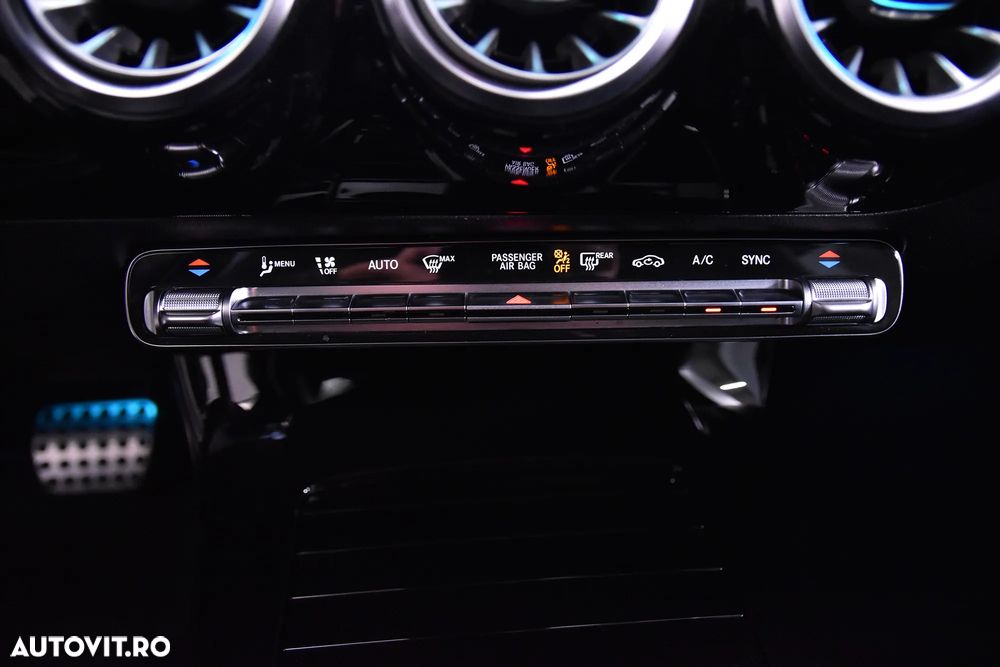 Mercedes-Benz A 200 4MATIC Aut. - 18