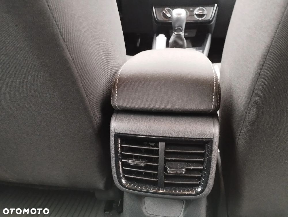 Skoda Fabia 1.0 TSI Essence - 19