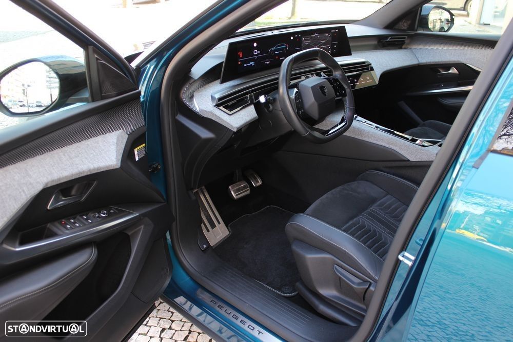 Peugeot E-3008 73 kWh GT - 15