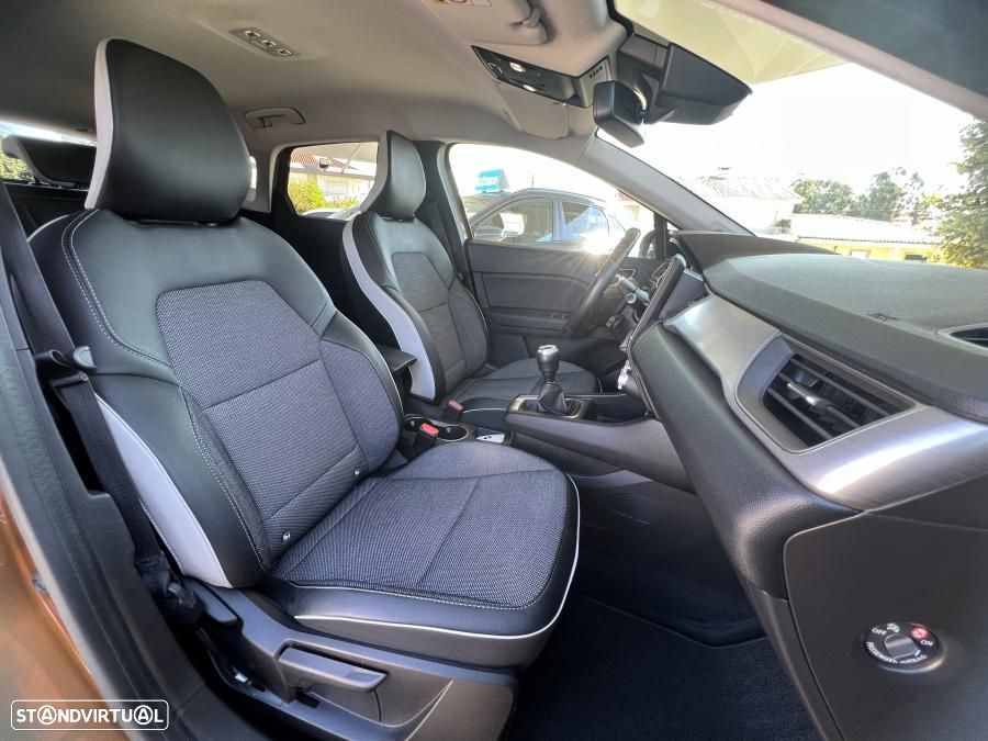 Renault Captur 1.0 TCe Exclusive Bi-Fuel - 26