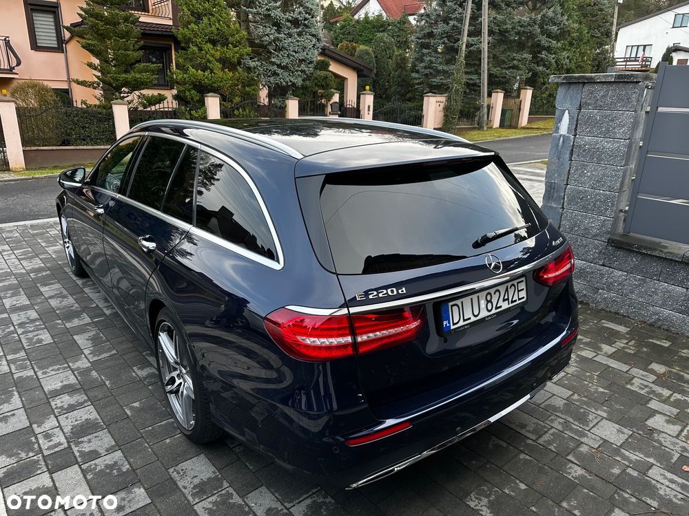 Mercedes-Benz Klasa E 220 d 4-Matic 9G-TRONIC - 4