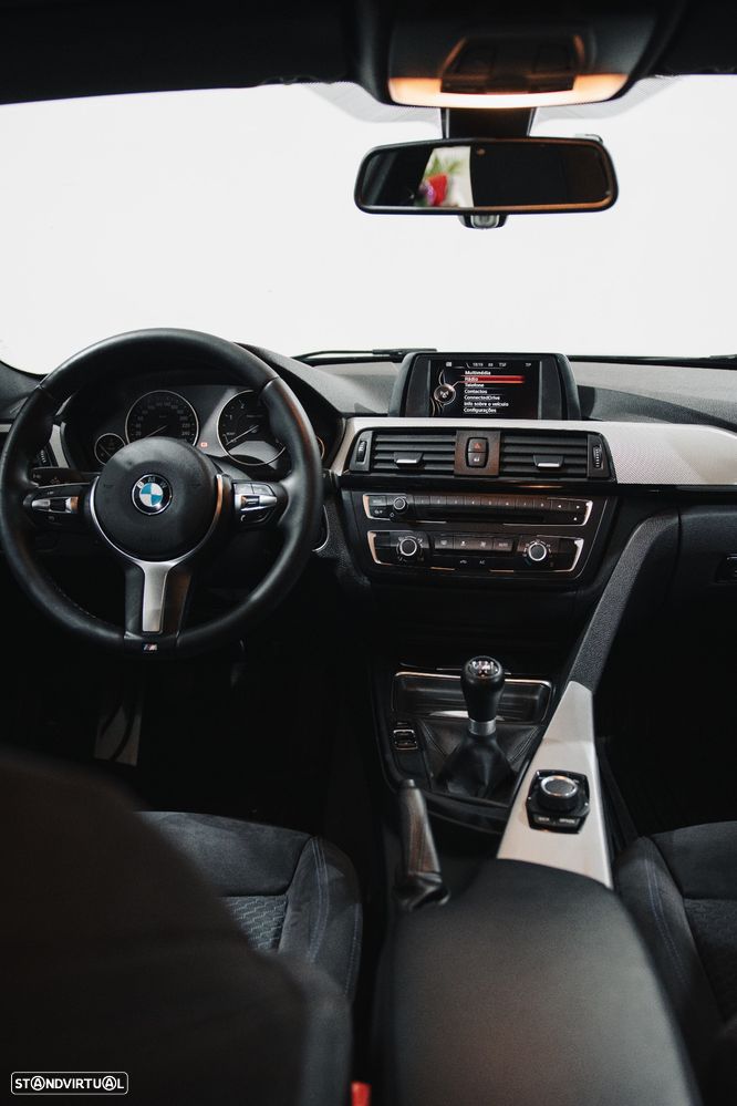 BMW 318 d Pack M - 8