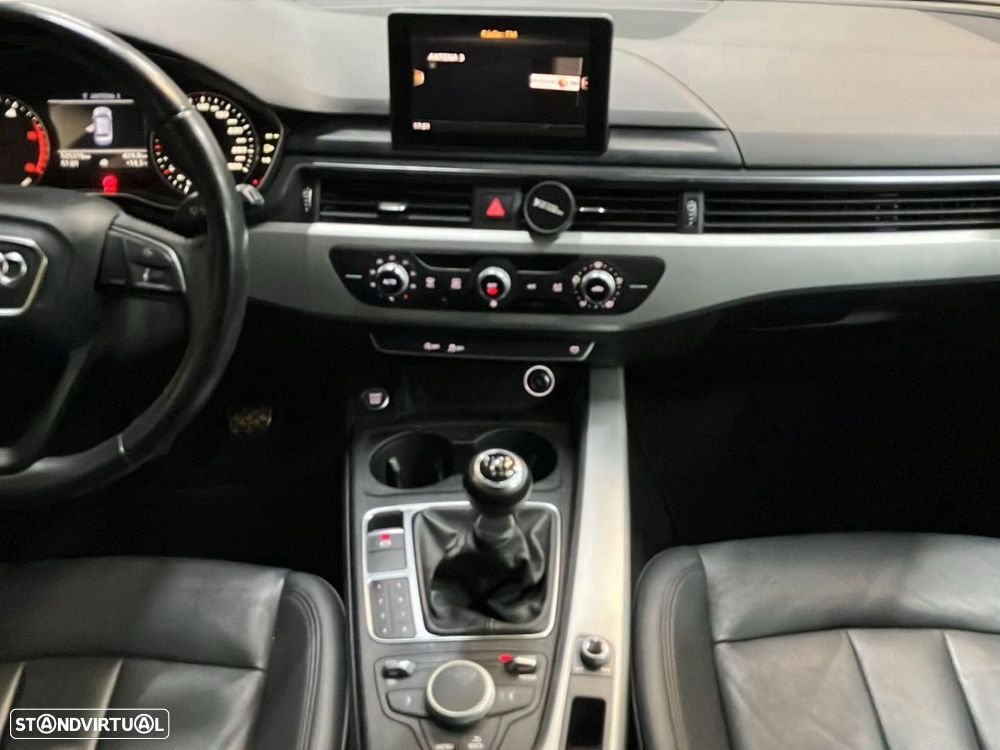 Audi A4 Avant 2.0 TDI Advance - 10