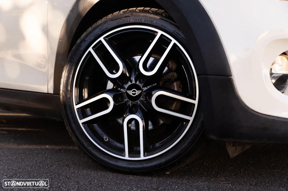 MINI 5 Portas One D - 24