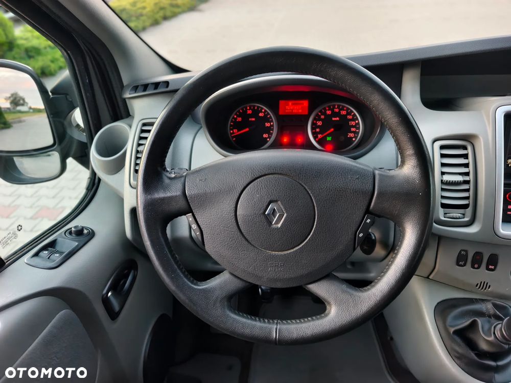 Renault Trafic - 9