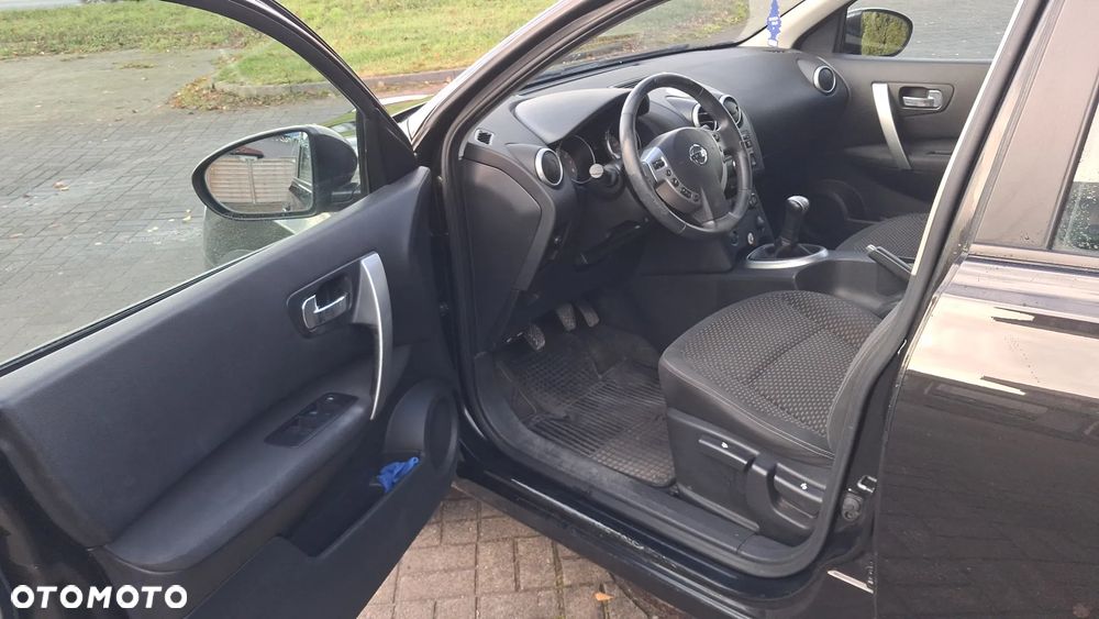 Nissan Qashqai - 11