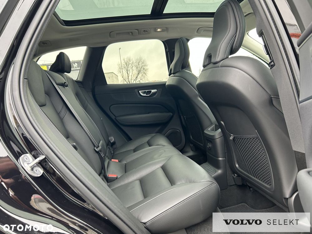 Volvo XC 60 - 30