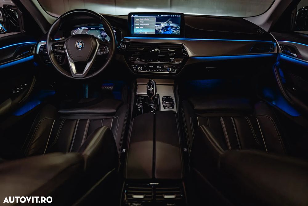 BMW Seria 5 530e Aut. - 18