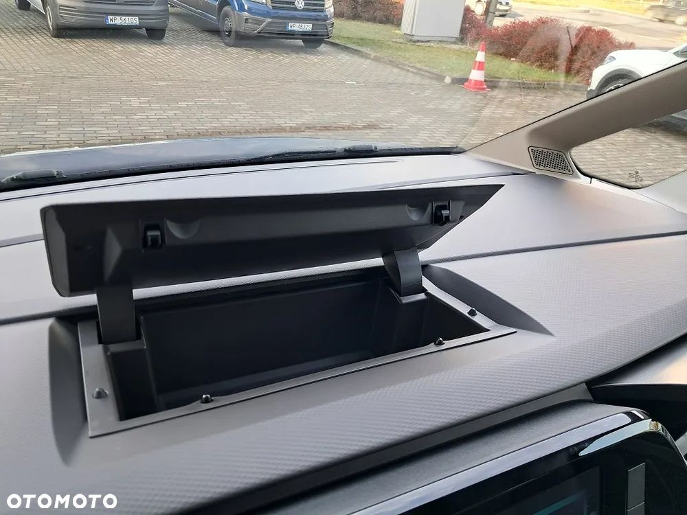 Volkswagen Multivan 2.0 TDI L2 Life DSG - 36