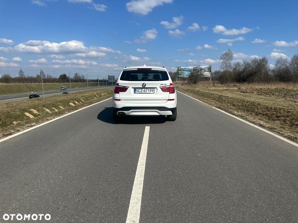 BMW X3 28i xDrive - 16