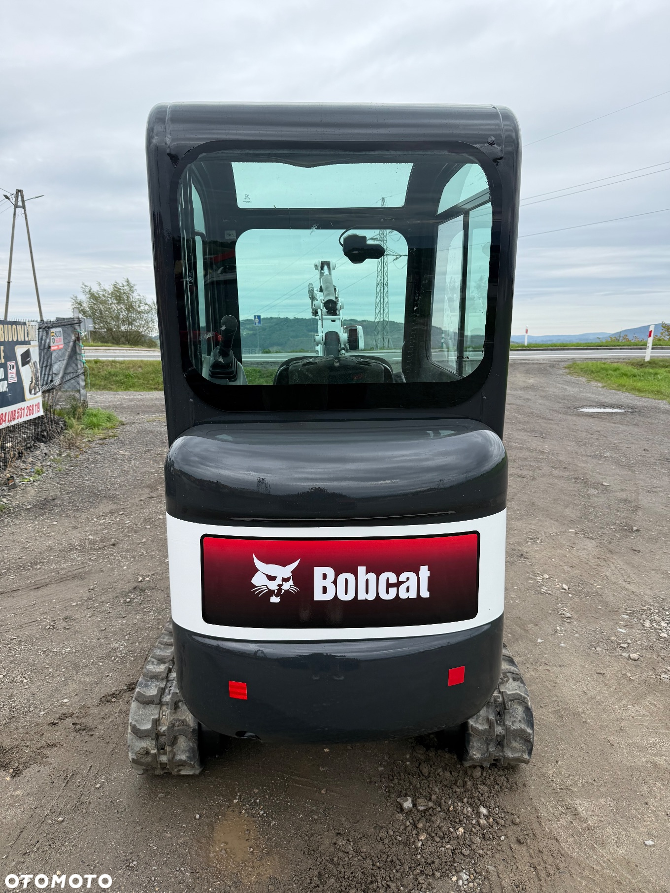 Bobcat E16 - 2