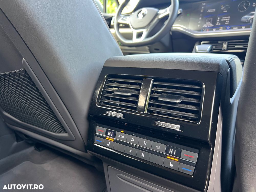 Volkswagen Touareg V6 TDI R-Style - 7