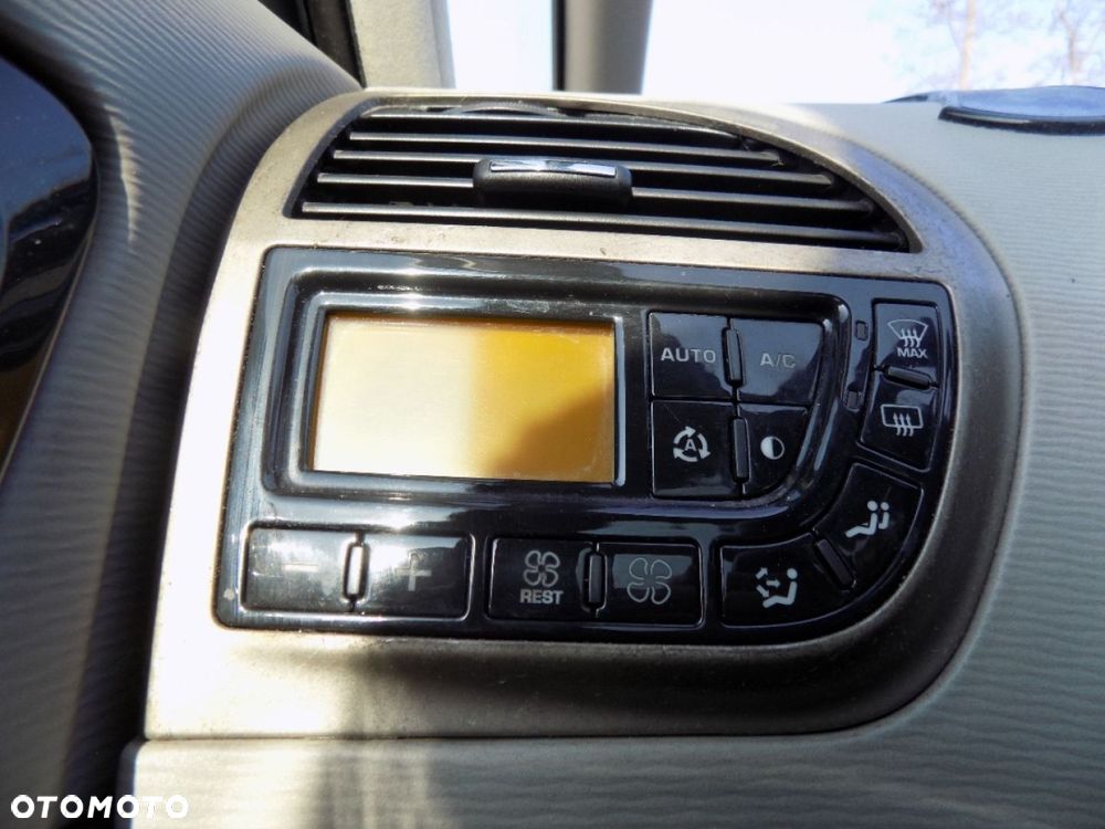 Citroën C4 Picasso - 15