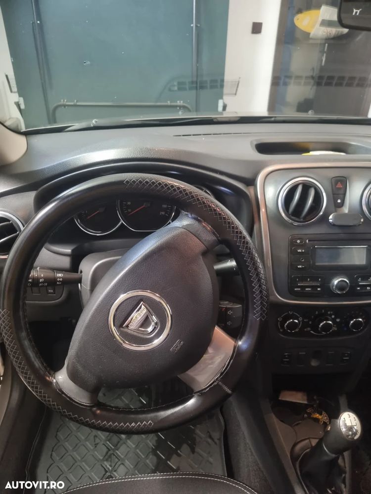 Dacia Logan 0.9 90CP Laureate - 10