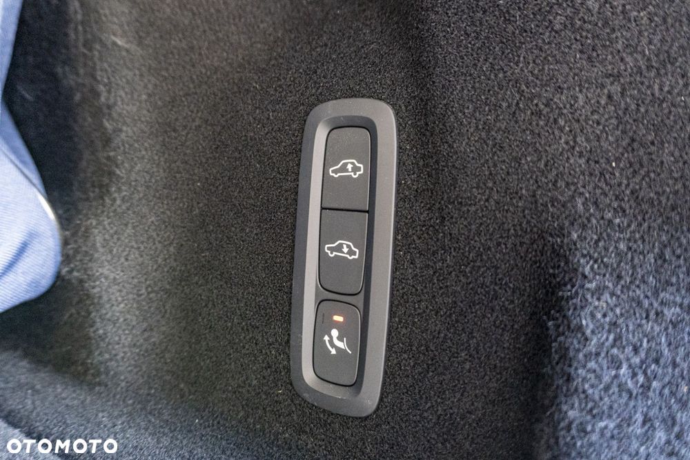 Volvo XC 60 - 13