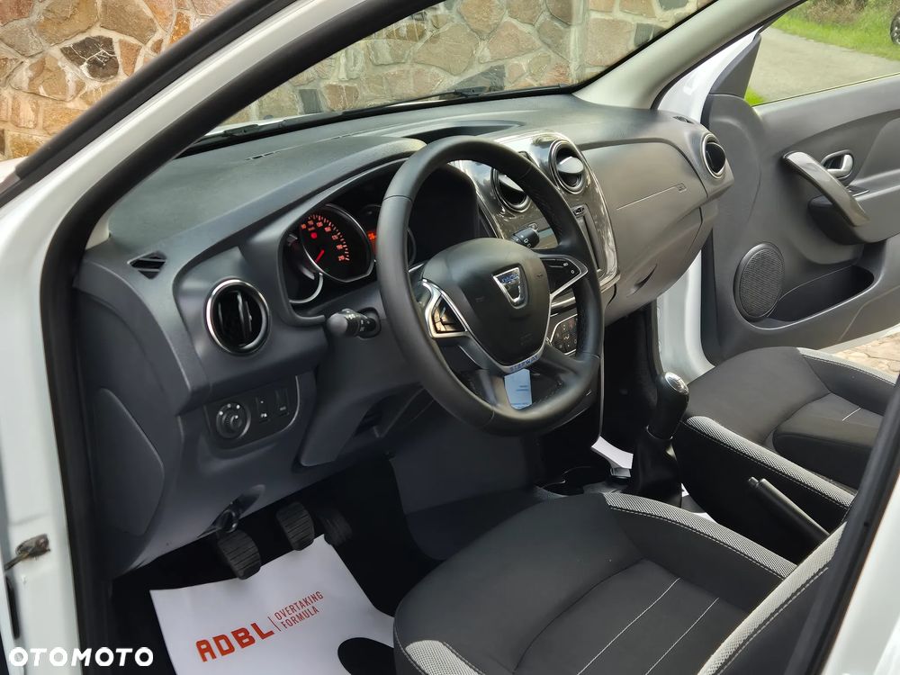Dacia Sandero Stepway TCe 90 (S&S) Celebration - 7