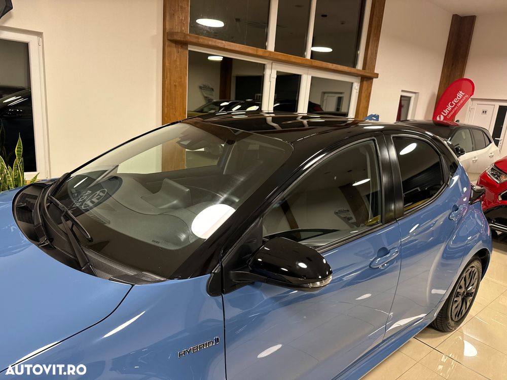 Toyota Yaris Hybrid 130 1.5 VVT-i Premiere Edition - 40