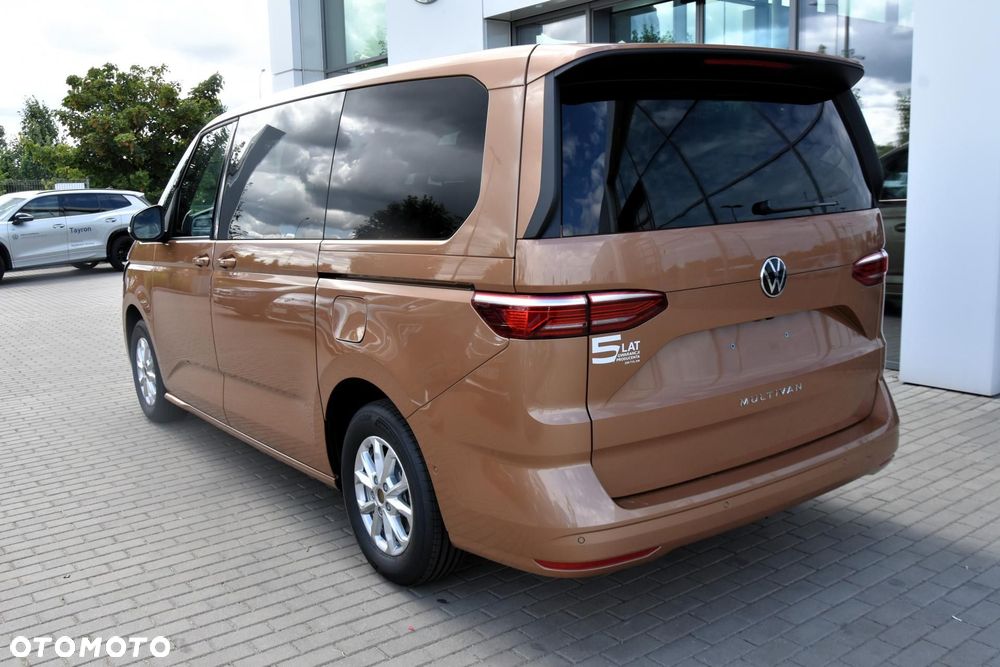 Volkswagen Multivan - 7