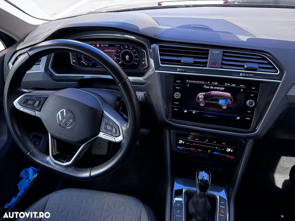 Volkswagen Tiguan - 14