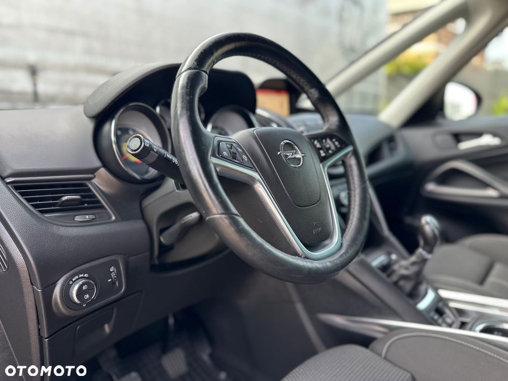 Opel Zafira 2.0 D (CDTI ecoFLEX) Start/Stop Business Innovation - 27