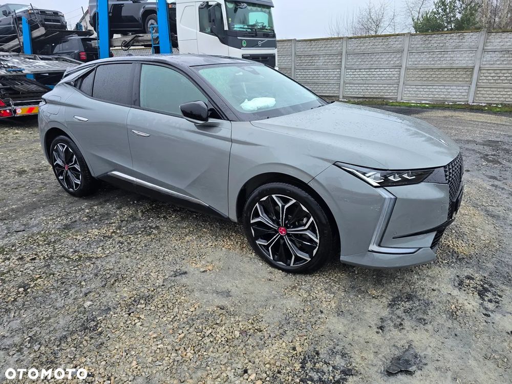 DS Automobiles DS 4 1.6 PureTech Performance Line + - 5
