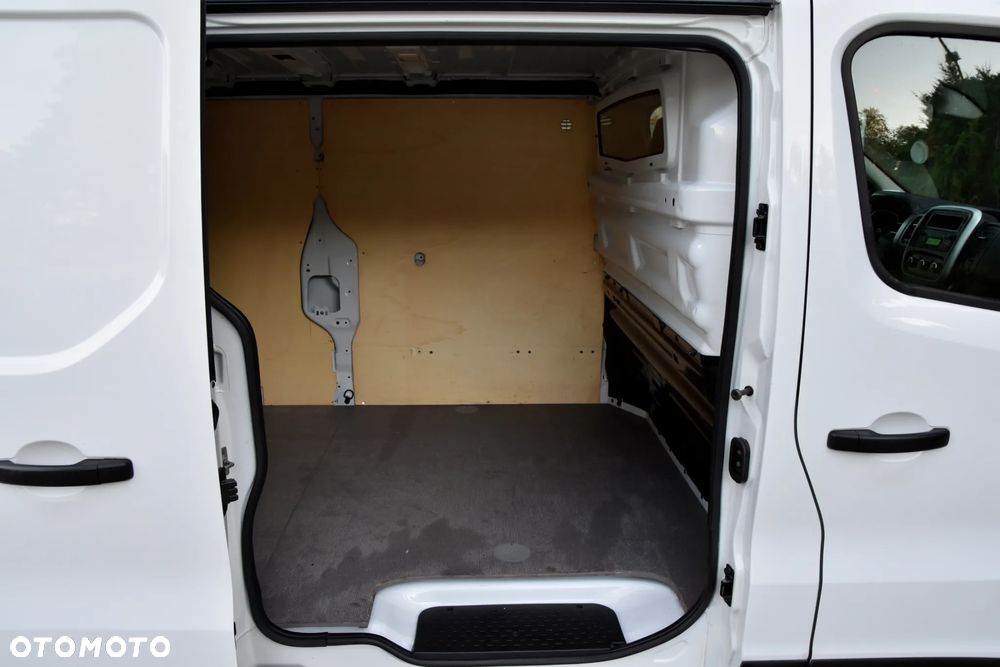 Renault TRAFIC - 28