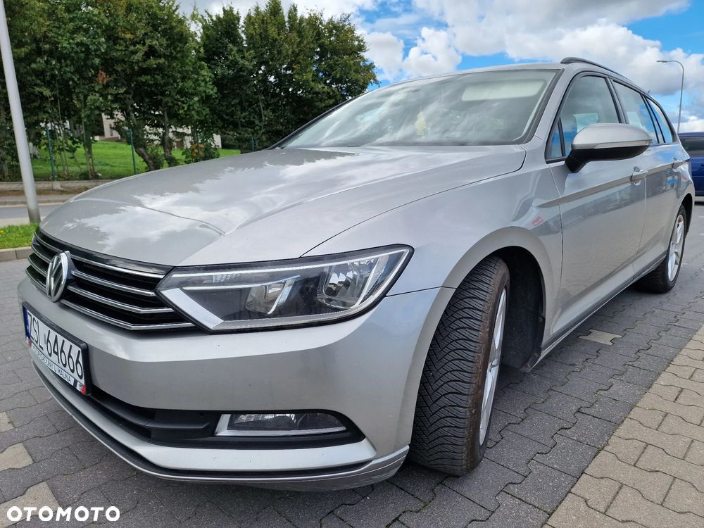Volkswagen Passat 1.6 TDI BMT Comfortline - 18