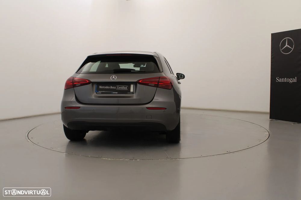 Mercedes-Benz A 250 e - 8