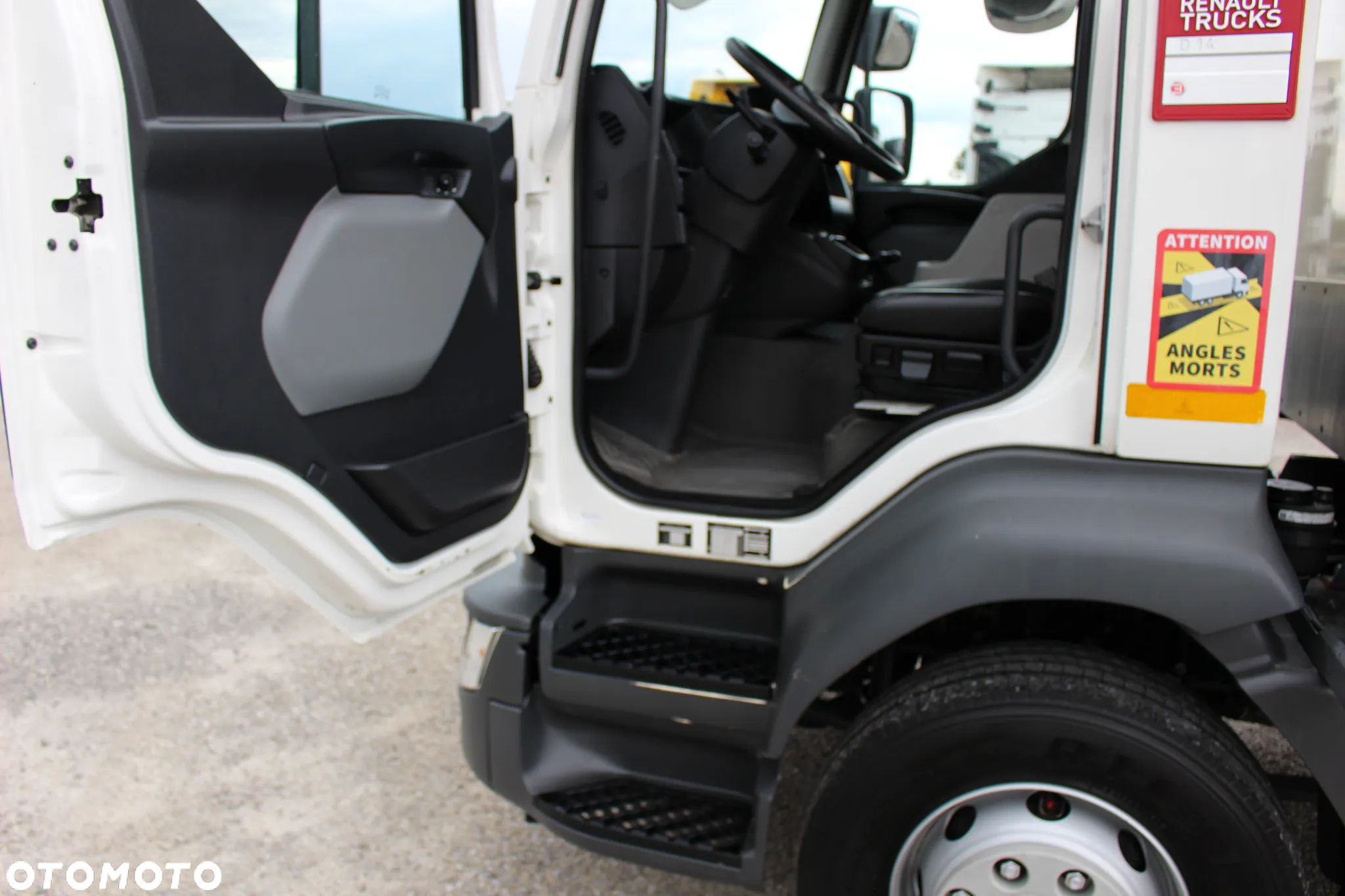 Renault D14 *240KM*/ KONTENER + WINDA /21 PALET / KLIMA / OPONY 80%/SERWIS FR/ SUPER STAN / - 26