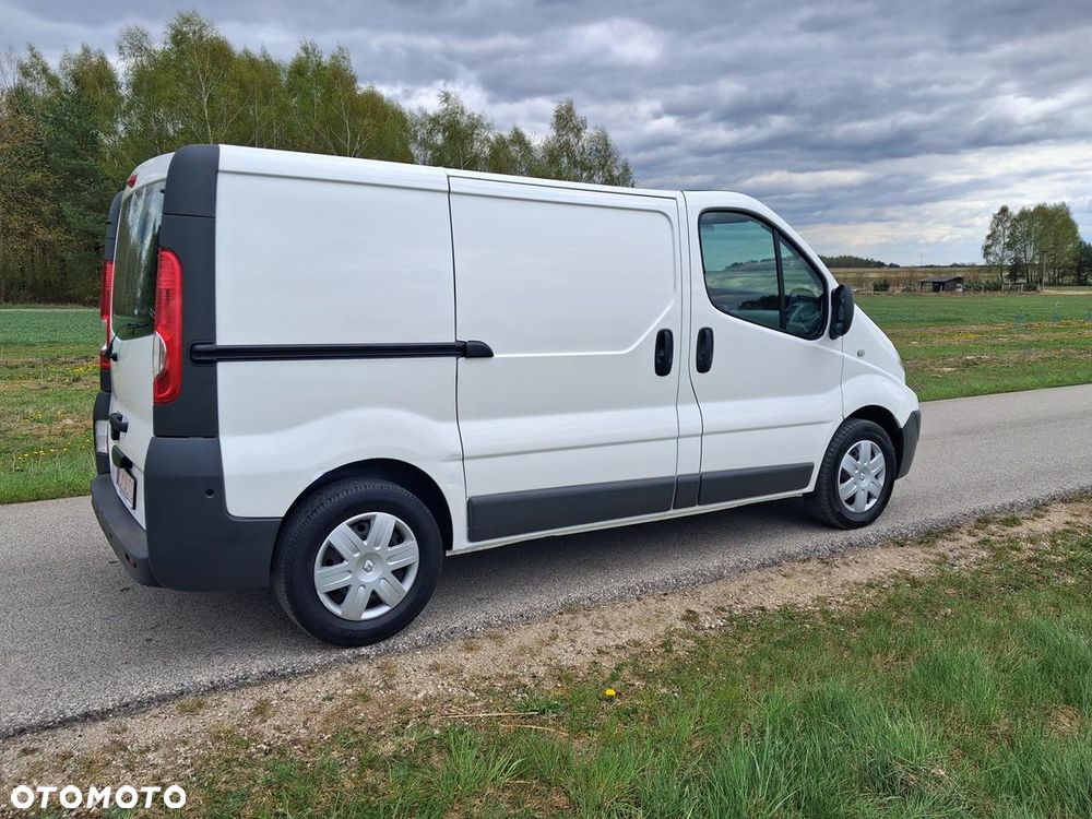 Renault Trafic - 10