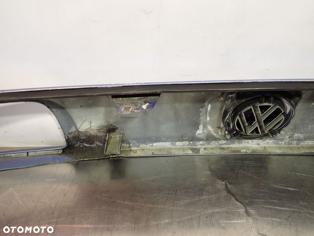 GRILL ATRAPA OKULAR VOLKSWAGEN PASSAT B3 - 19