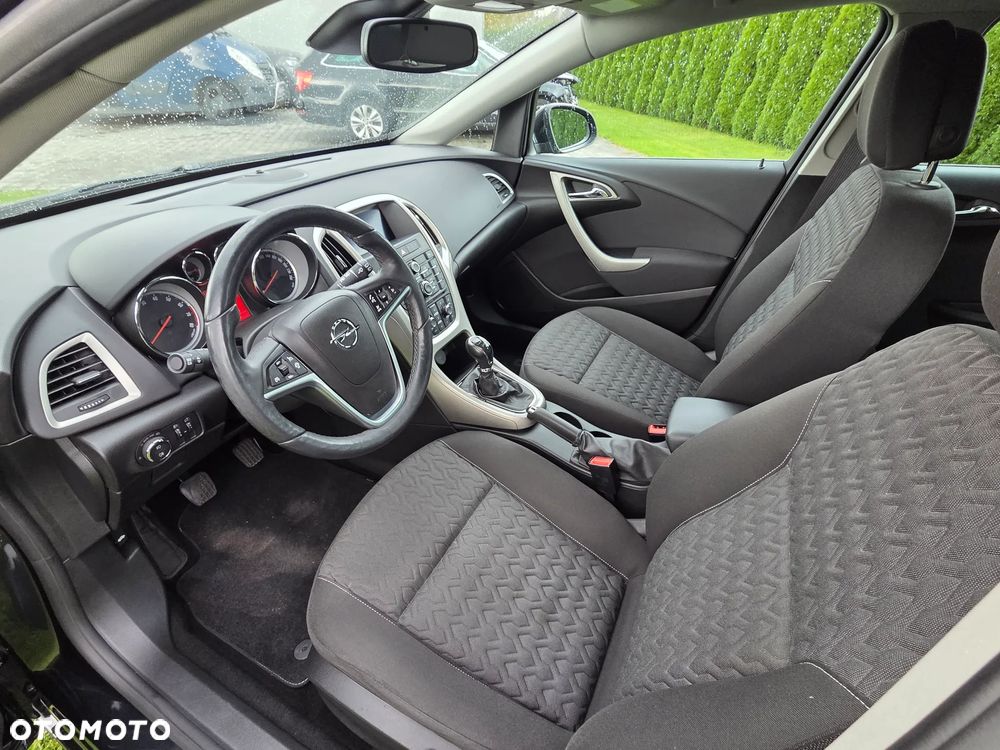 Opel Astra 2013
