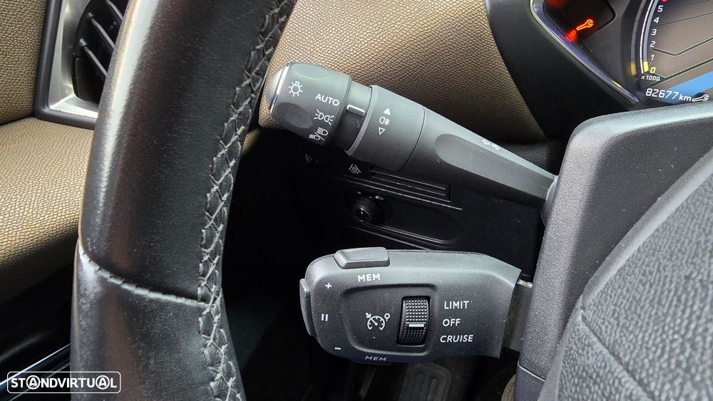 DS DS3 Crossback - 13