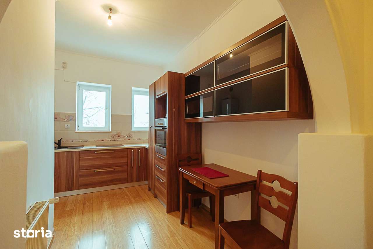 Ultracentral, drumul spre Cetatea Brașovului,  pet friendly. - Imagine principală: 5/19
