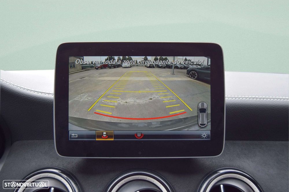 Mercedes-Benz CLA 180 d Shooting Brake AMG Line - 22