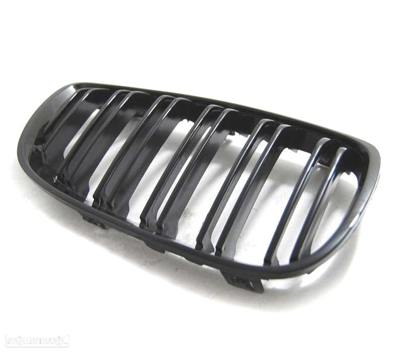GRELHAS FRONTAIS BMW E92 E93 06-10 LOOK M4 PRETO BRILHANTE - 3