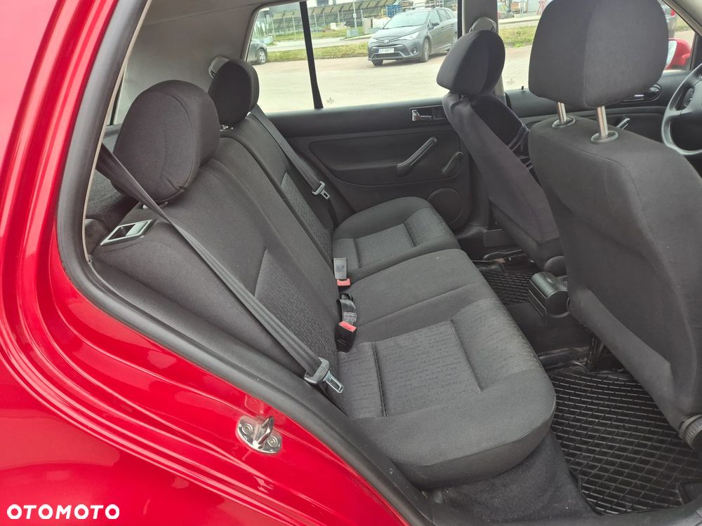 Volkswagen Golf 1.9 TDI Comfortline - 9