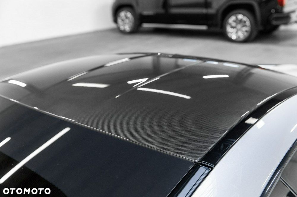 Mercedes-Benz AMG GT - 19