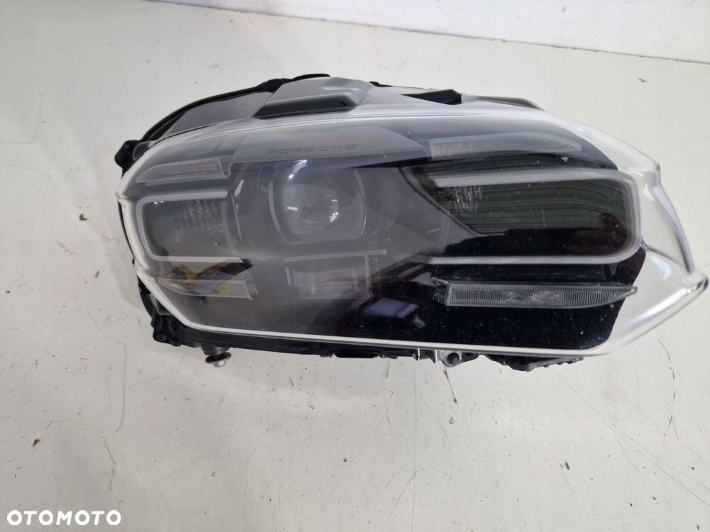 lampa prawy przód prawa przednia porsche taycan 9j1 eu - 1