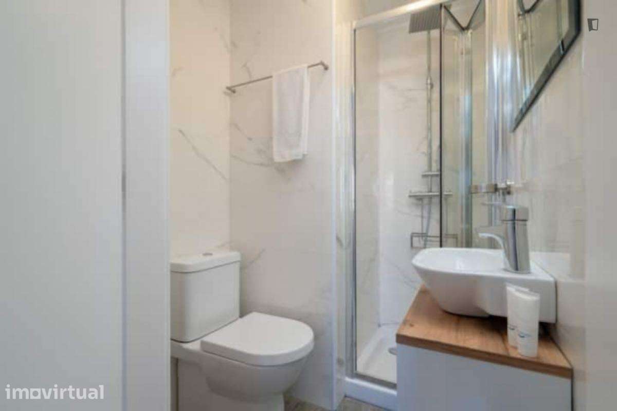 Apartamento com 4 quartos - localizado em Vila nova de gaia - Grande imagem: 4/21