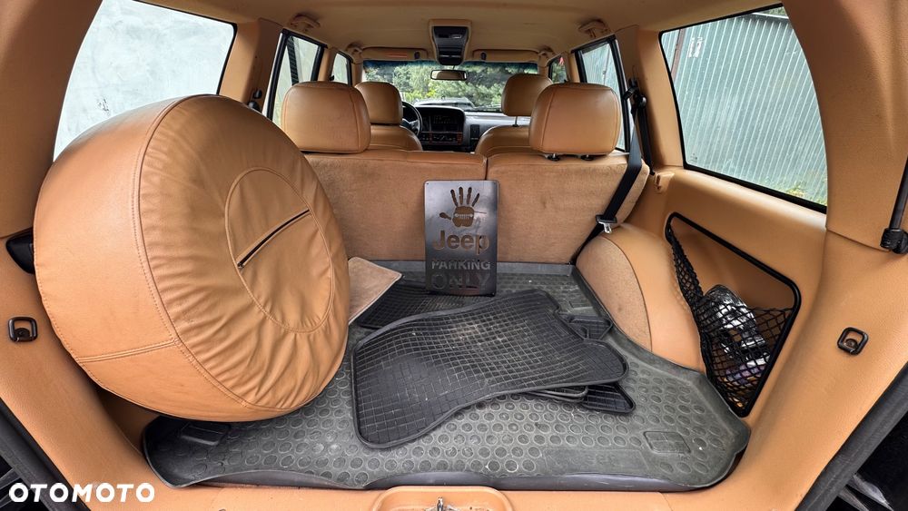 Jeep Grand Cherokee 5.2 Limited - 12